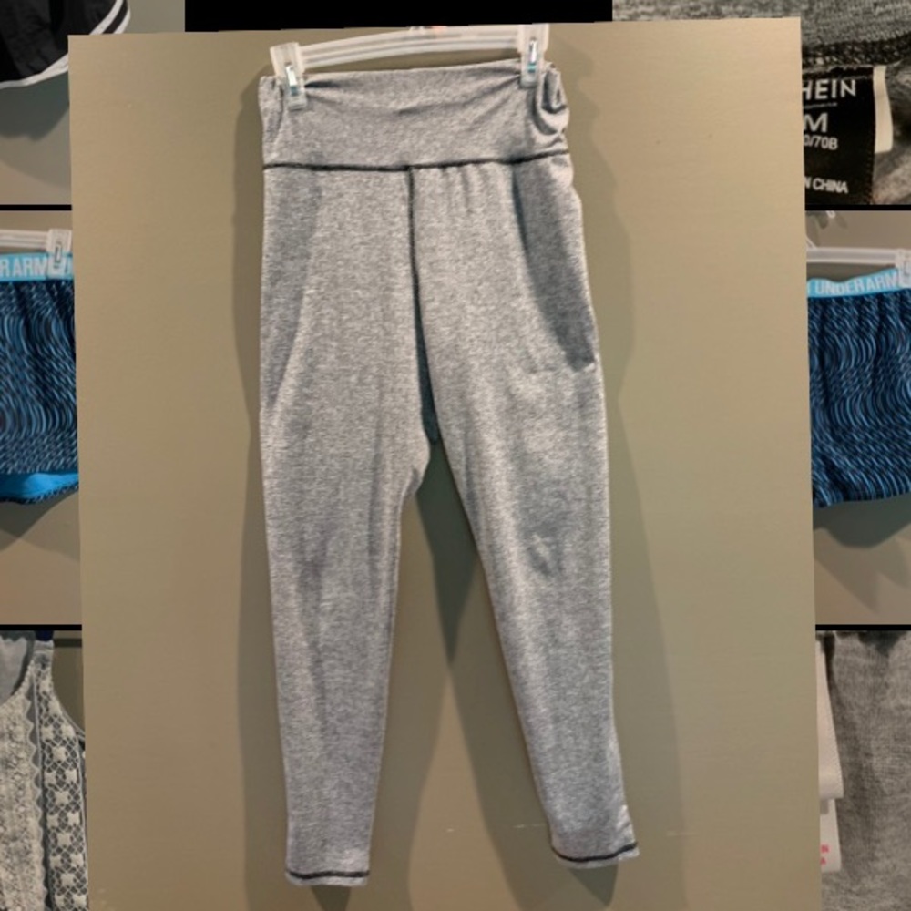 Gray athletic leggings